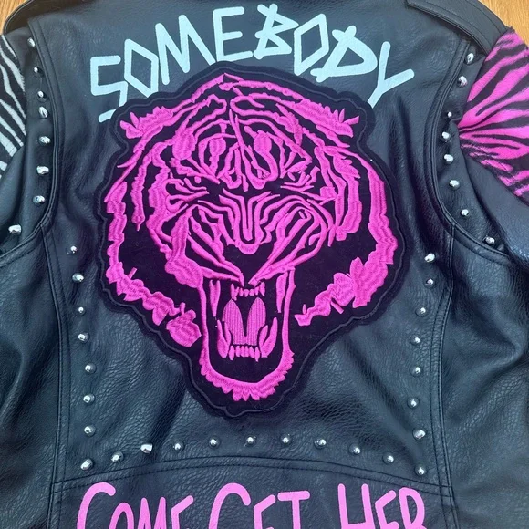 Edgy Black and Pink Leather Jacket with Studded Details - Picture 3 of 4